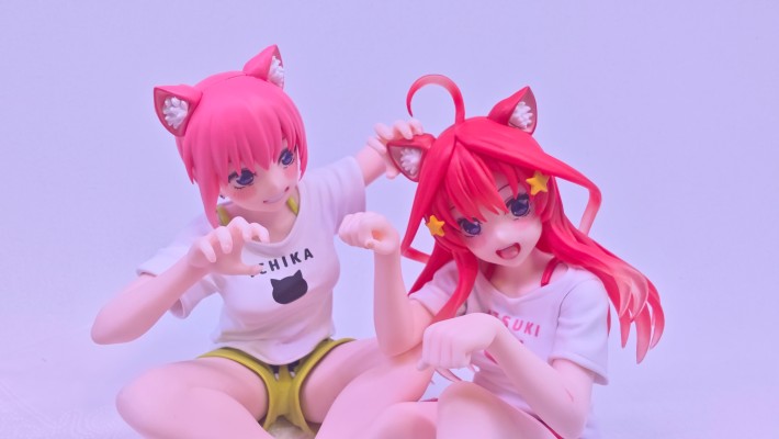 Desktop Cute 五等分的新娘∬ 中野四叶~新绘制猫咪居家服~