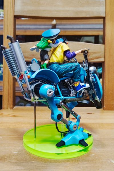 DESKTOP REAL McCOY EX 龙珠Z 孙悟空与悟饭与双足步行机器人