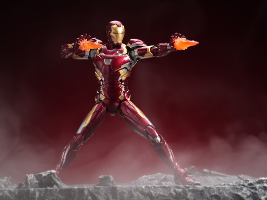 3Z0256 DLX系列 美国队长3：内战 钢铁侠 46号装甲