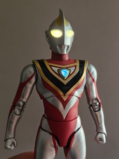 奥特曼光系列 盖亚奥特曼（V1型）