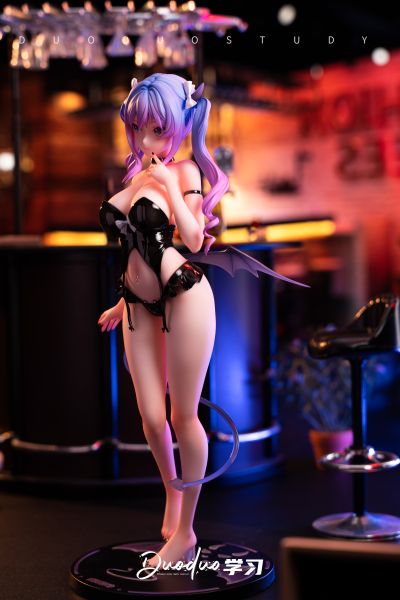 发光小魅魔 MOMOKO