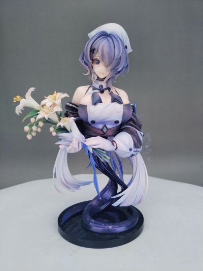 明日方舟 絮雨 胸像