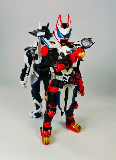 S.H.Figuarts 假面骑士吉恩