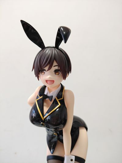 早川睦月 兔女郎