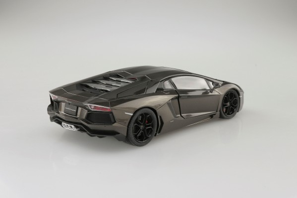 超跑系列 No.4 兰博基尼 Aventador LP700-4  2011款