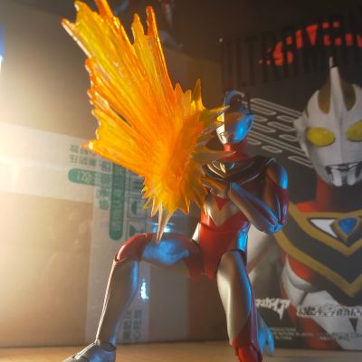 ULTRA-ACT 盖亚奥特曼 盖亚奥特曼 V2型