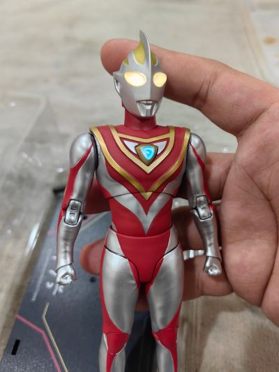 奥特曼光系列 盖亚奥特曼（V1型）