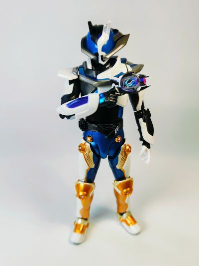 S.H.Figuarts 假面骑士吉恩