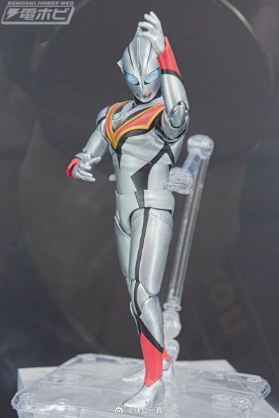 S.H.Figuarts（真骨雕制法）假迪迦/邪恶迪迦