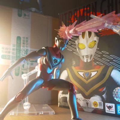 ULTRA-ACT 盖亚奥特曼 盖亚奥特曼 V2型