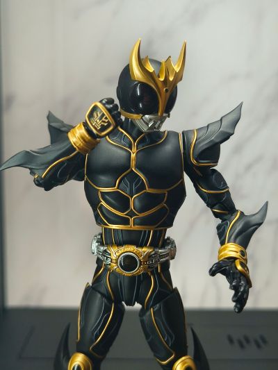 S.H.Figuarts(真骨雕制法)    假面骑士空我 究极形态