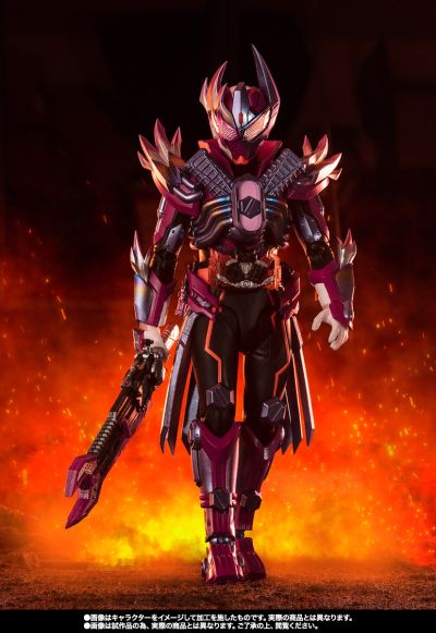 S.H.Figuarts 假面骑士瓦尔巴拉德