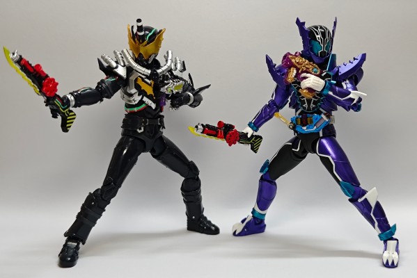 S.H.Figuarts 假面骑士：创骑 夜霸