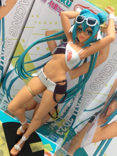 初音未来GT计划 赛车未来2023 热带女郎