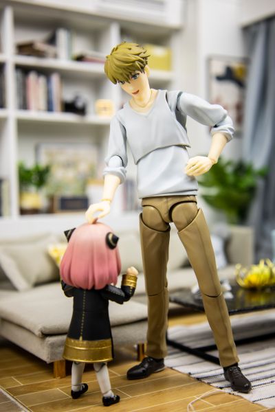 S.H.Figuarts 劳埃德·福杰 -福杰家的父亲-