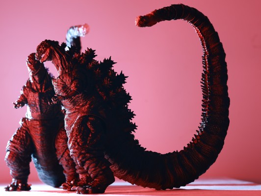 S.H.MonsterArts 新哥斯拉 哥斯拉（2016）第二形态与第三形态 哥斯拉官方商城限定配色