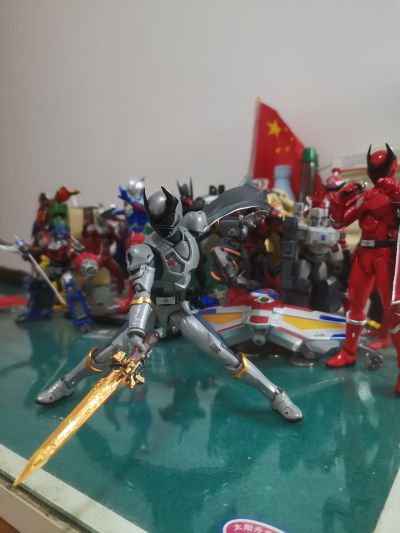 S.H.Figuarts  大甲虫王者