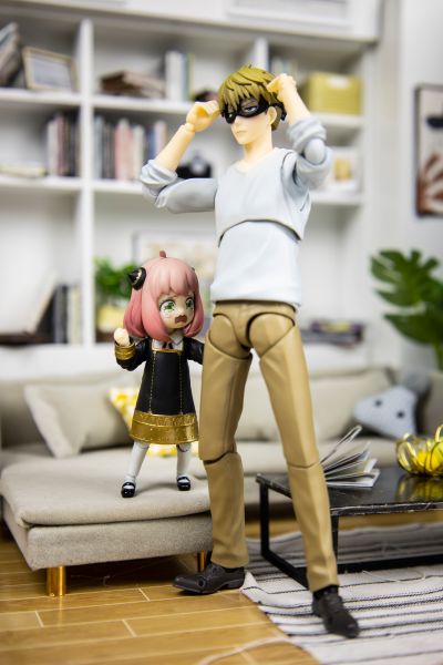 S.H.Figuarts 劳埃德·福杰 -福杰家的父亲-