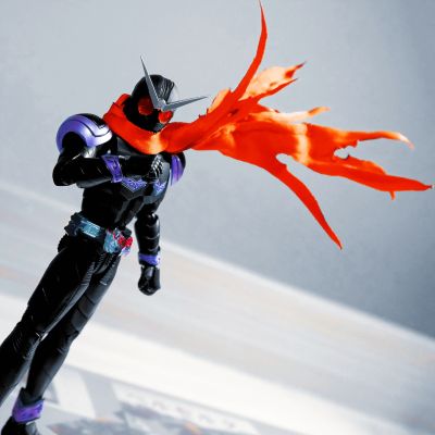 S.H.Figuarts  假面骑士王牌