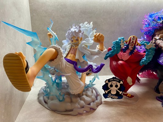 FiguartsZERO [超激战]  航海王 蒙奇·D·路飞 -5档 巨人-