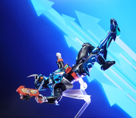 S.H.Figuarts 假面骑士歌查德 蒸汽蝗虫