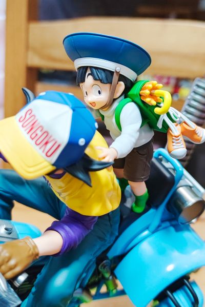 DESKTOP REAL McCOY EX 龙珠Z 孙悟空与悟饭与双足步行机器人