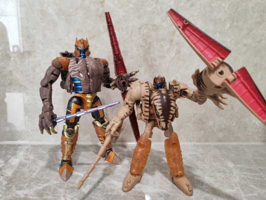 变形金刚 超能勇士复古系列 BWVS-06 不羁的较量