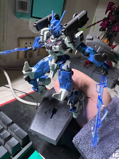 HG 1/144  亚诺克塔魔灵高达（暂译）