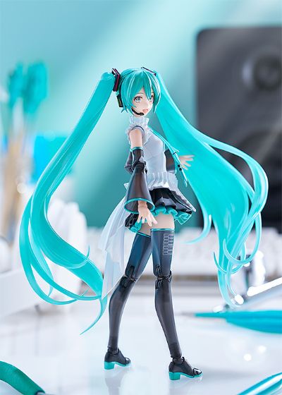 PLAMATEA 初音未来 16周年纪念款