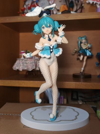 压泡面手办 VOCALOID 初音未来 樱未来 2022款式