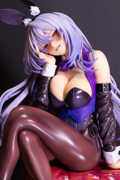 害羞的她 天笠缀 兔女郎