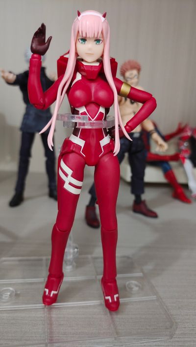 S.H.Figuarts×ROBOT魂 DARLING in the FRANXX 开播5周年纪念套装