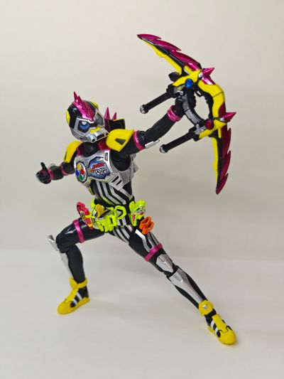 S.H.Figuarts 假面骑士：艾克赛德 假面骑士极速狂飙 摩托玩家 等级0