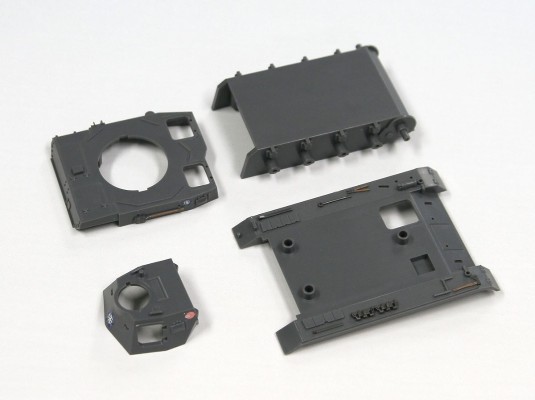 PD68 少女与战车 四号坦克D型 片尾曲版 半涂装模型