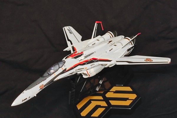 DX超合金 超时空要塞Ｆ VF-25F Messiah Valkyrie （早乙女有人机）