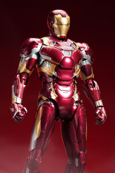 3Z0256 DLX系列 美国队长3：内战 钢铁侠 46号装甲