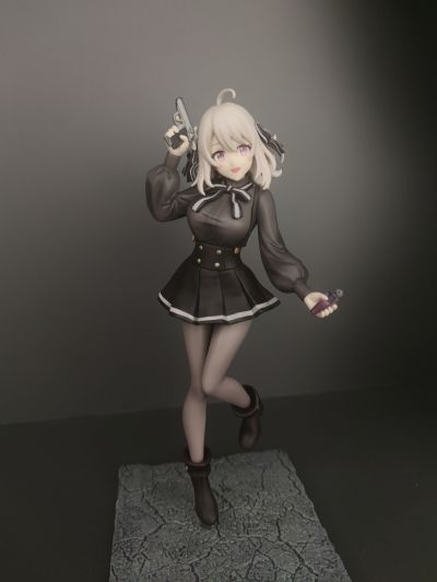 TENITOL 间谍教室 花园 莉莉