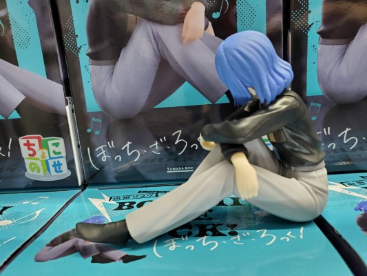 孤独摇滚！ 小坐系列奖品人偶 “山田凉”