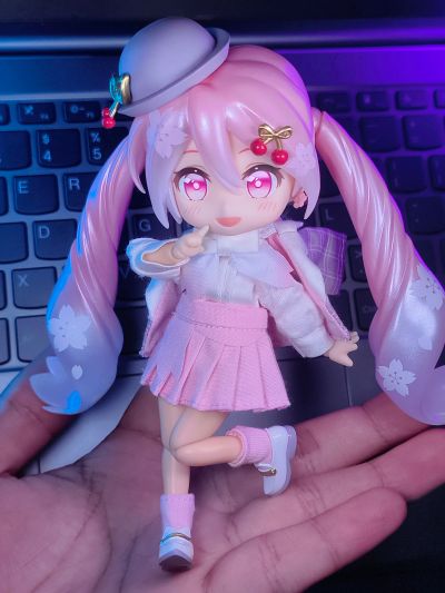 粘土娃 初音未来 樱花未来 赏花装扮