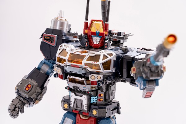 戴亚克隆 DA-95 基地机器人：陆地机动战舰