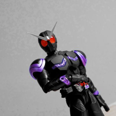 S.H.Figuarts  假面骑士王牌