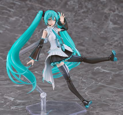 PLAMATEA 初音未来 16周年纪念款