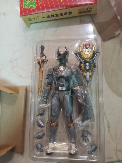 S.H.Figuarts  大甲虫王者