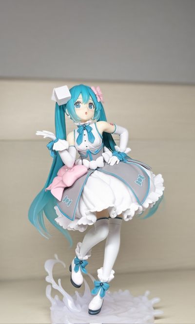 TAITO抽彩 初音未来39纪念日抽奖活动2  B奖 初音未来 方糖款