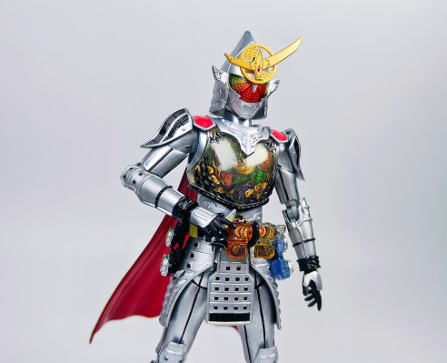 S.H.Figuarts  假面骑士铠武 假面骑士铠武 极武装