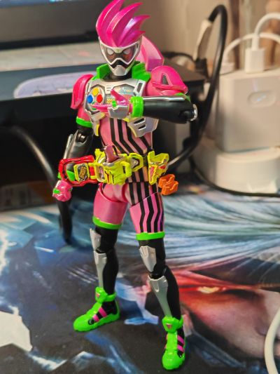 S.H.Figuarts 假面骑士艾克赛德 动作玩家 等级2 平成世代版