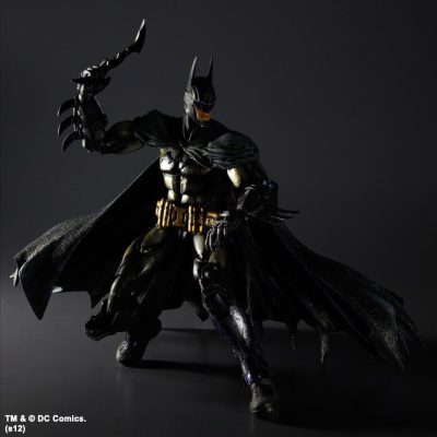 PLAY ARTS改 蝙蝠侠：阿卡姆疯人院 装甲蝙蝠侠