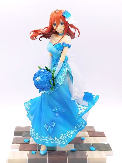 电影 五等分的新娘 中野三玖 鲜花礼服