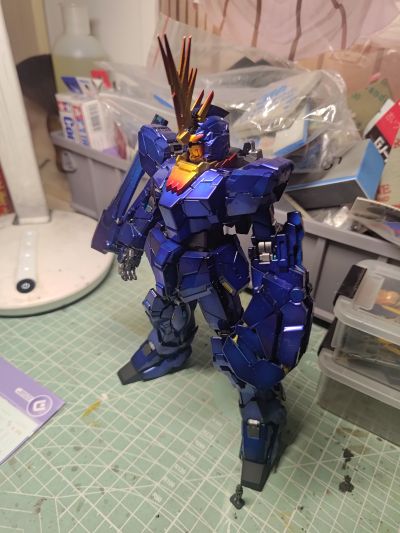 MG 1/100 机动战士高达UC  RX-0 独角兽高达2号机 报丧女妖 Titanium Finish