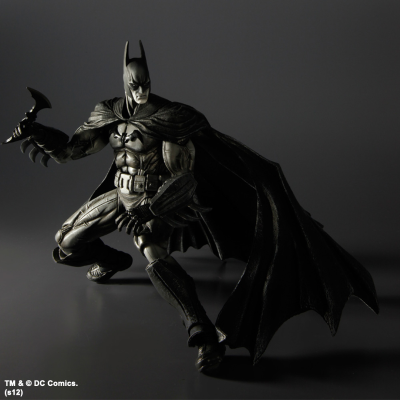 PLAY ARTS改 蝙蝠侠：阿卡姆疯人院 蝙蝠侠（黑白配色）